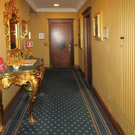 Les Chambres D\'Or